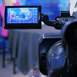 Camera view screen showing the reporters. Link to Gifts That Pay You Income Camera view screen showing the reporters. Link to Gifts That Pay You Income